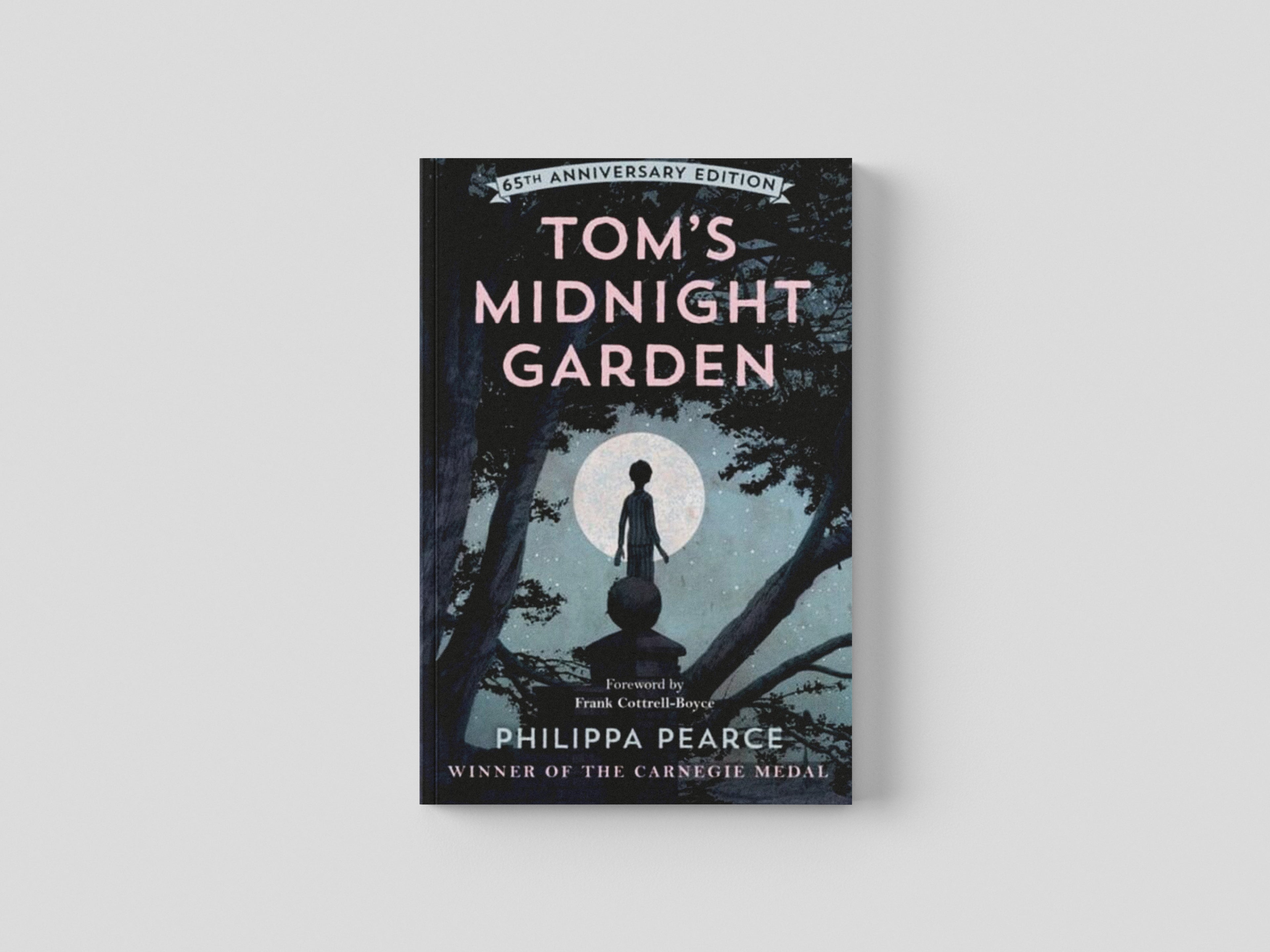 Tom's Midnight Garden 65th Anniversary Edition by Philippa Pearce; 9780192788757