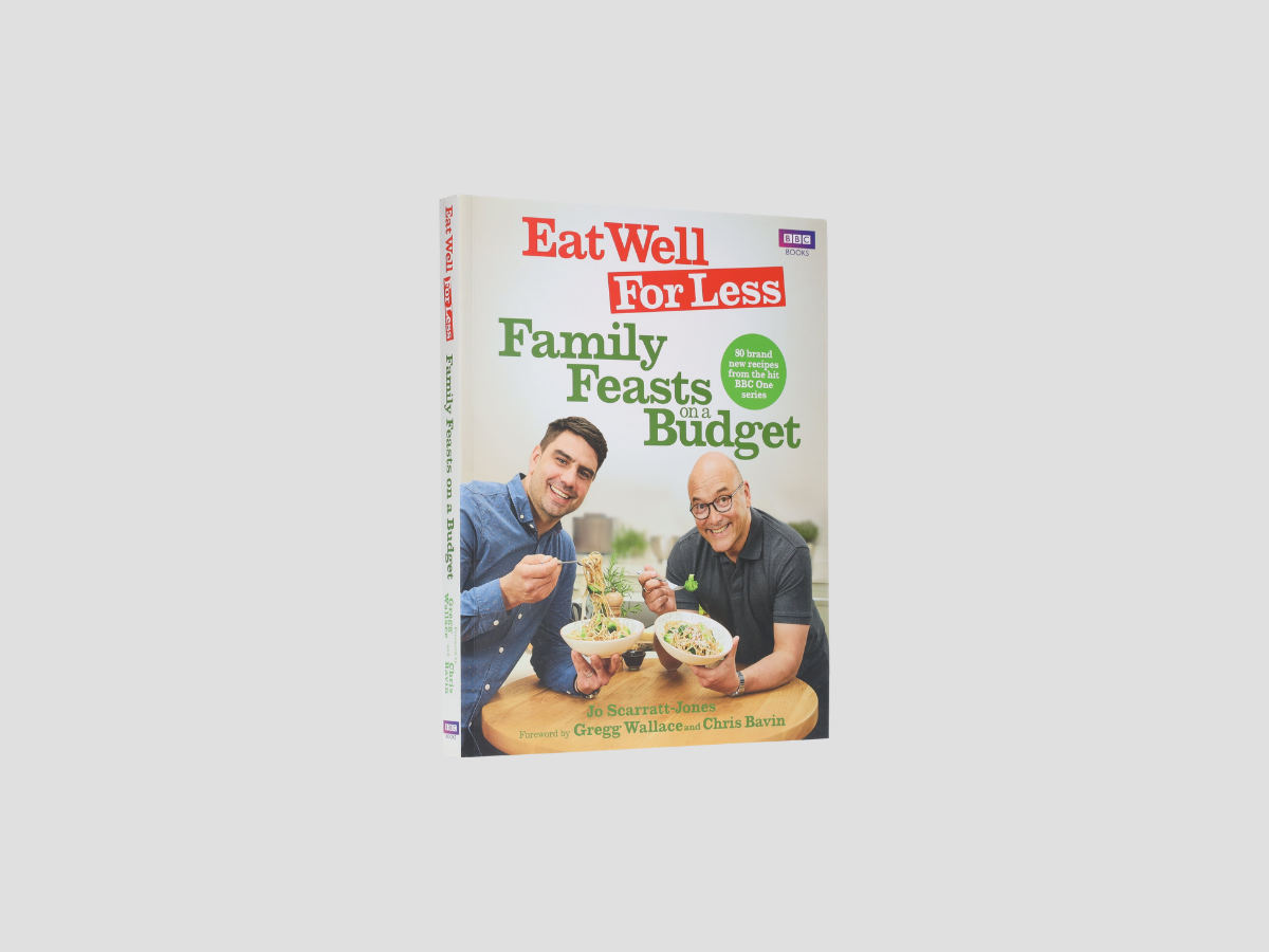 Eat Well for Less: Family Feasts on a Budget Collection by BBC Books; 9781785942464