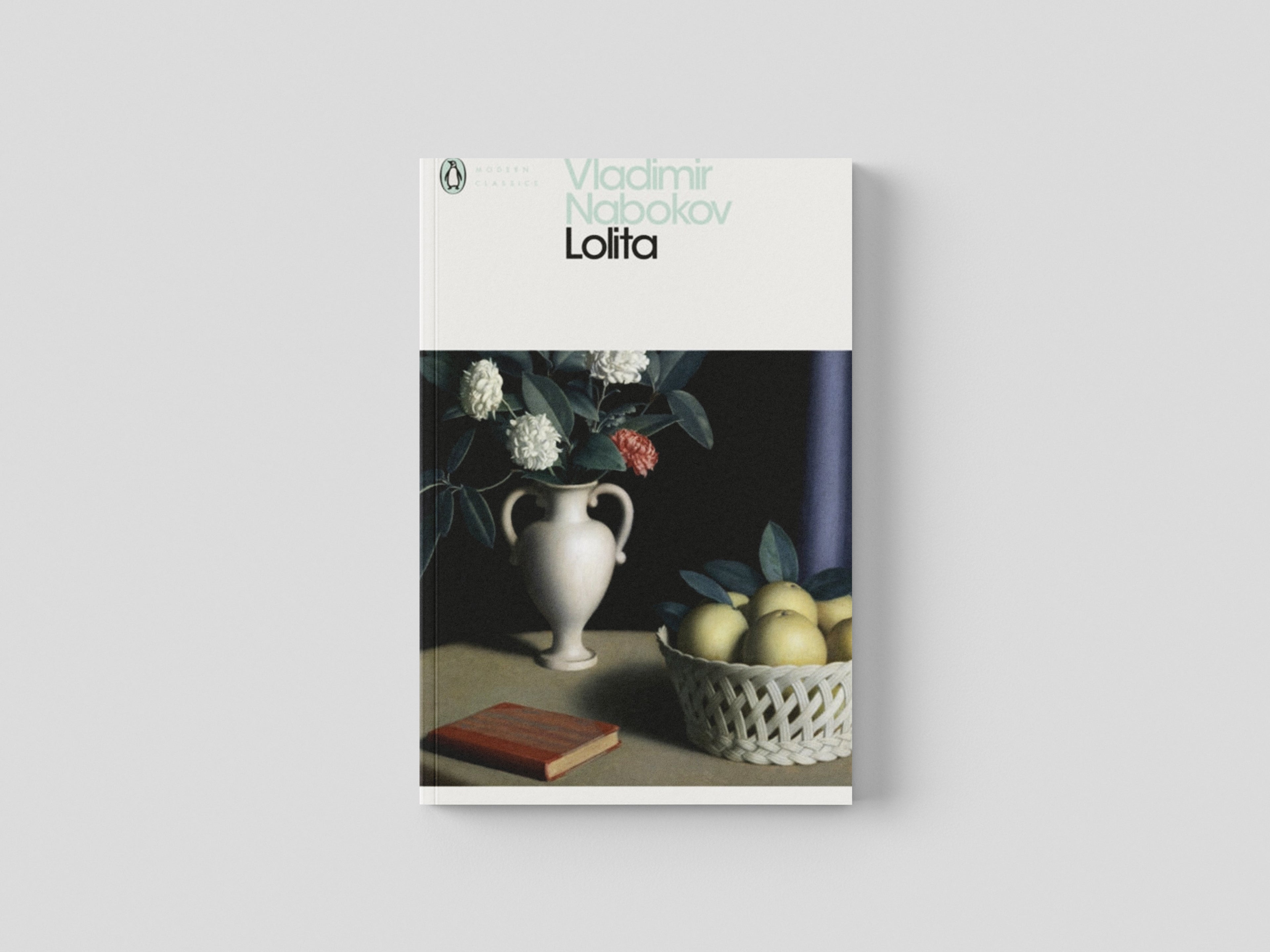 Lolita by Vladimir Nabokov; 9780141182537
