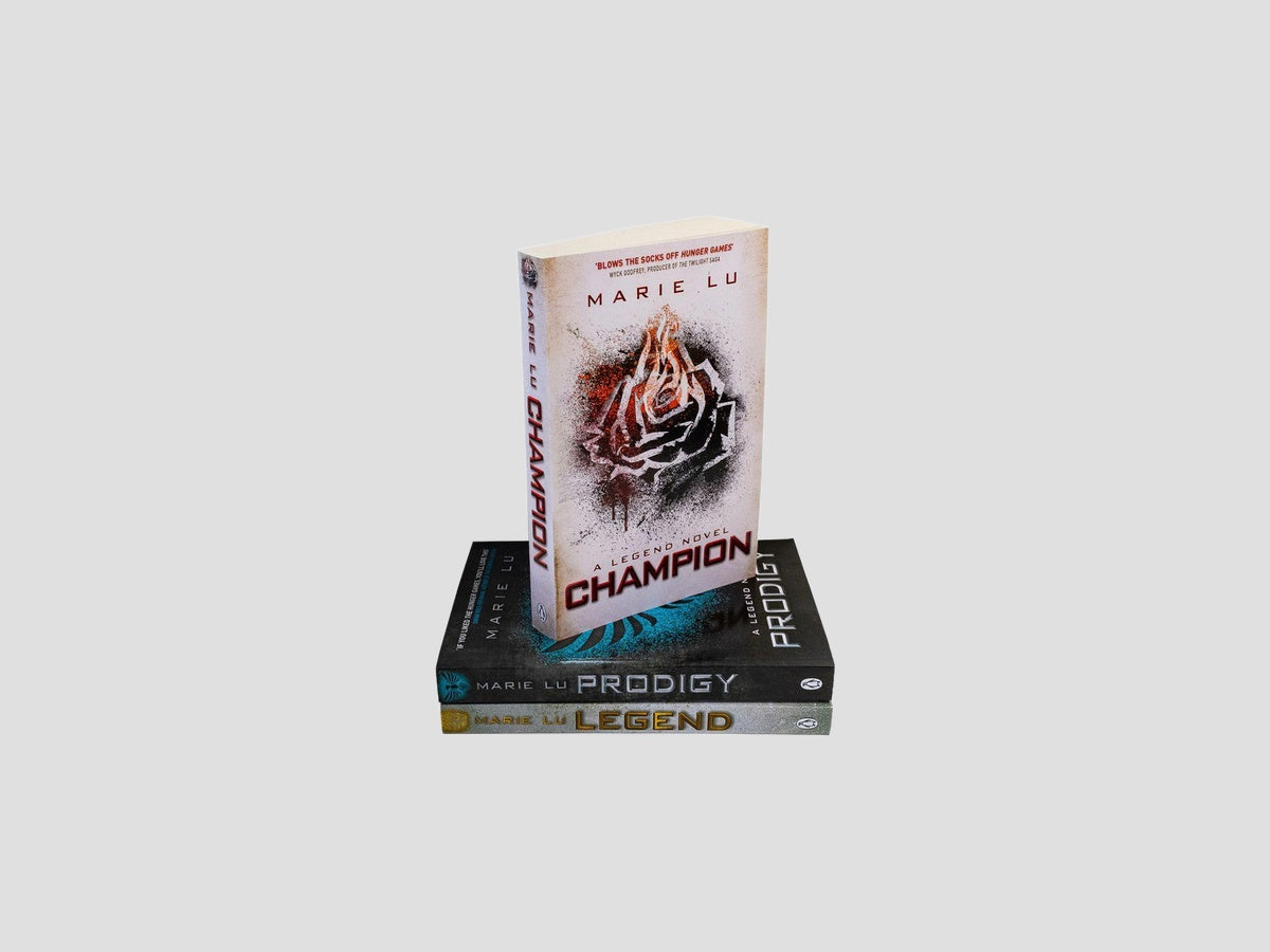 Legend Trilogy Series Collection - Age 9-16 by Penguin; 9780141367118