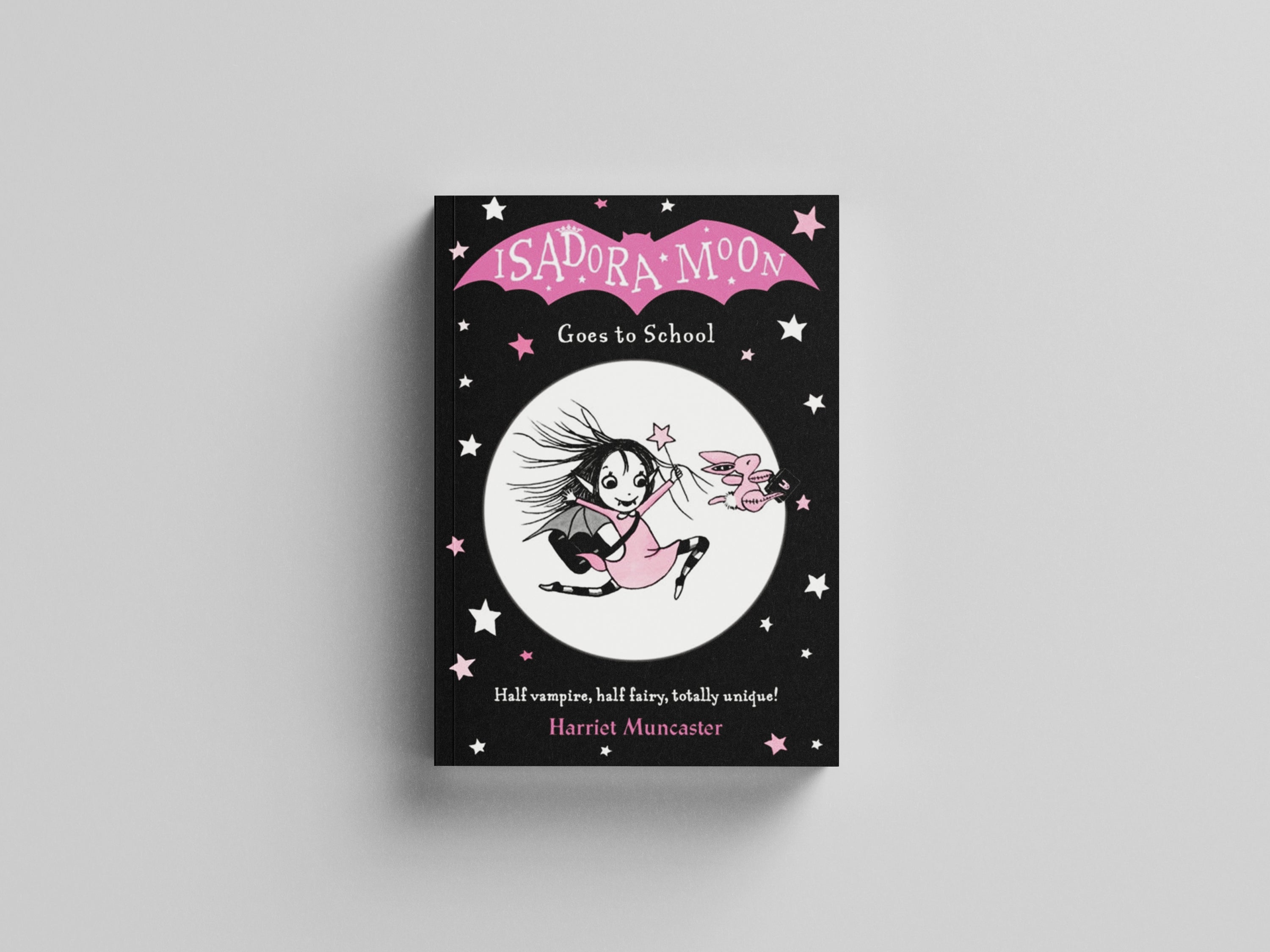 Isadora Moon Goes to School by Harriet Muncaster; 9780192744319