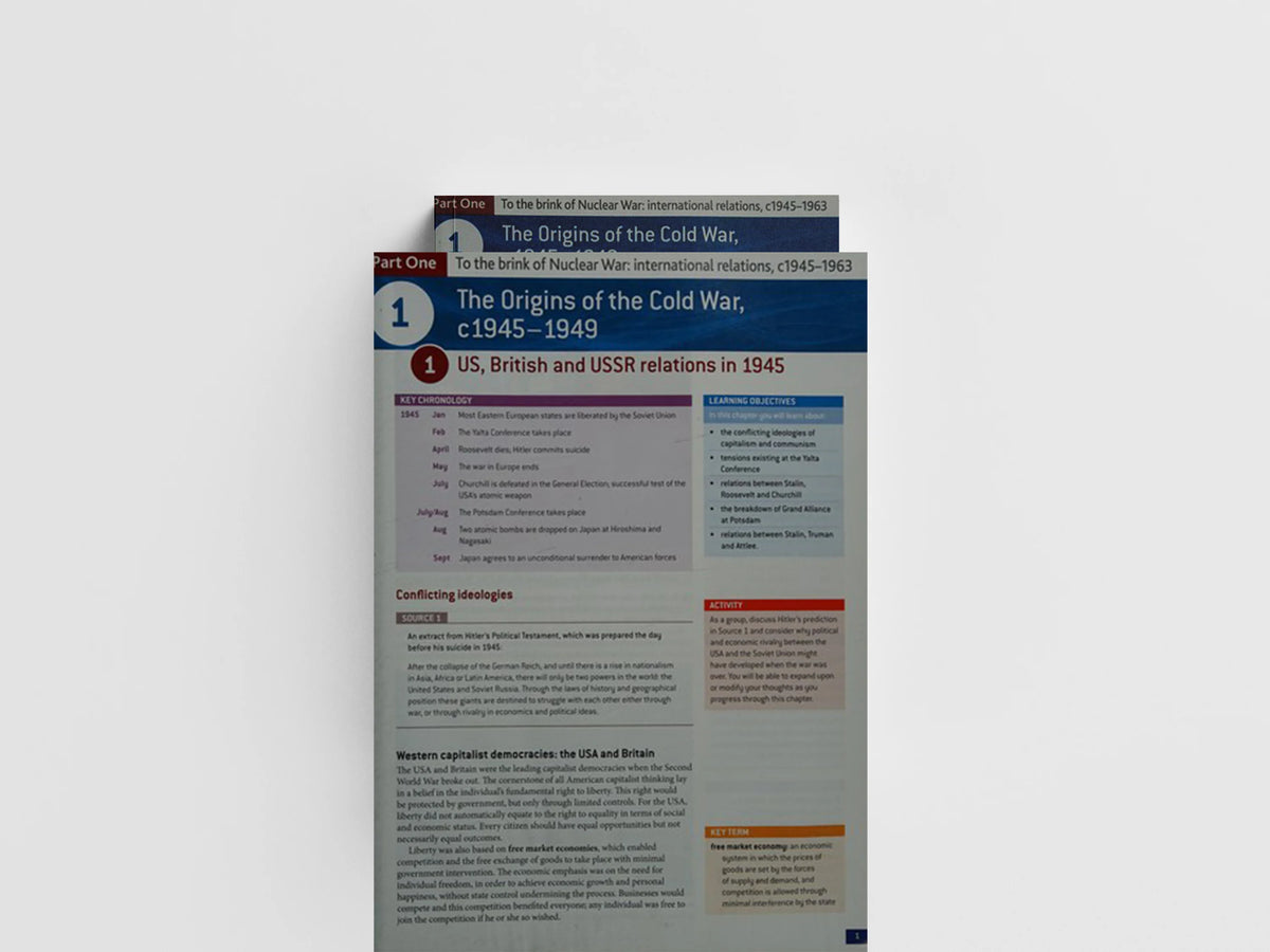 Oxford AQA History for A Level: The Cold War c1945-1991 by A Mamaux; John Aldred; 9780198354611