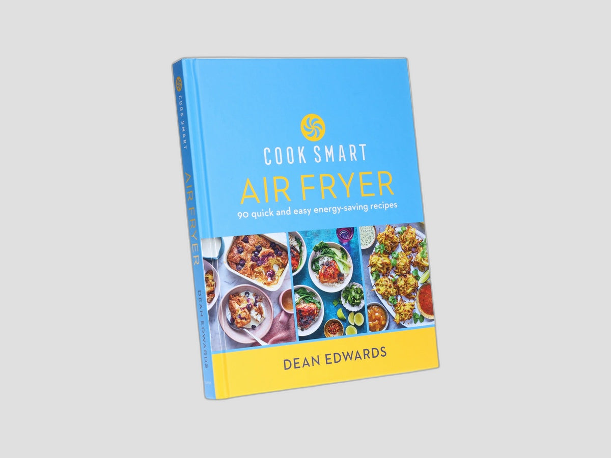 Cook Smart: Air Fryer by Hachette; 9780600637981