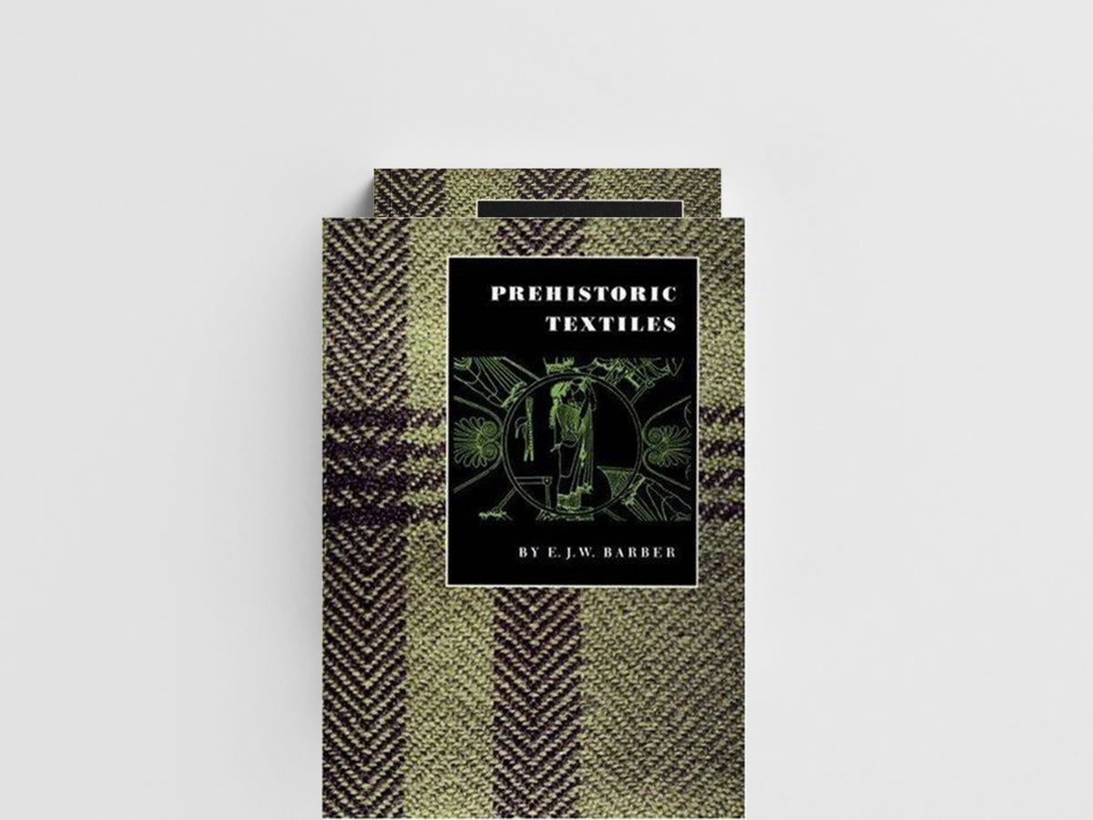 Prehistoric Textiles by E. J.W. Barber; 9780691002248