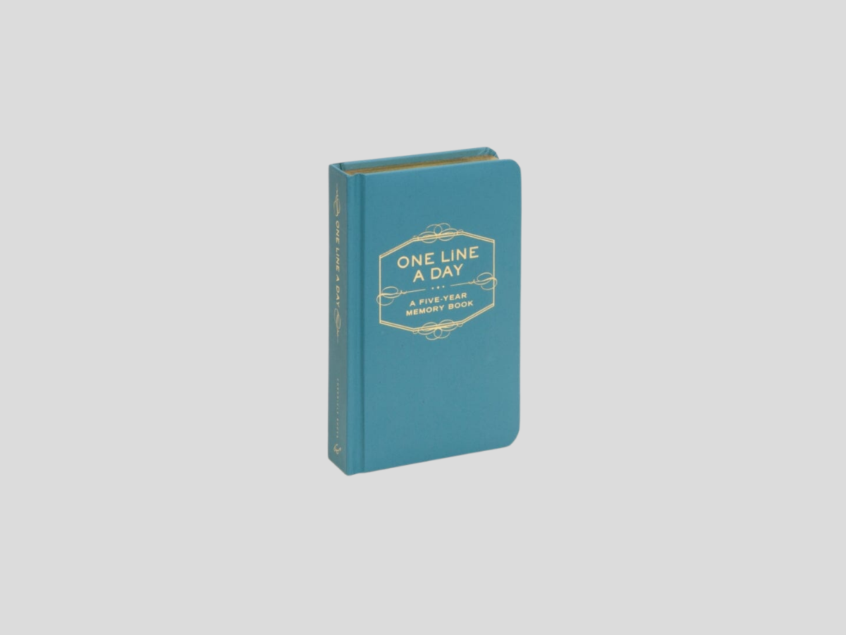 One Line A Day: A Five-Year Memory Book by Chronicle Books; 9780811870191