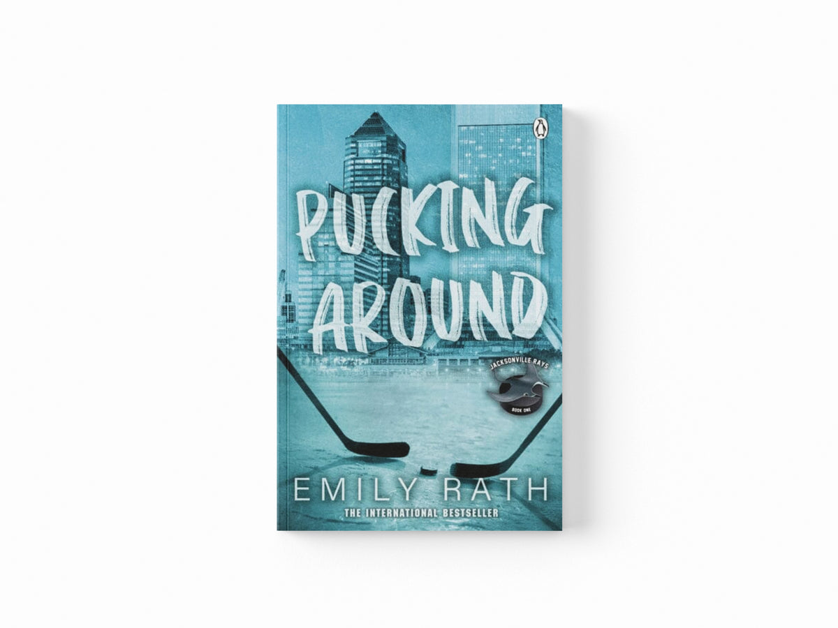 Pucking Around Paperback / softback