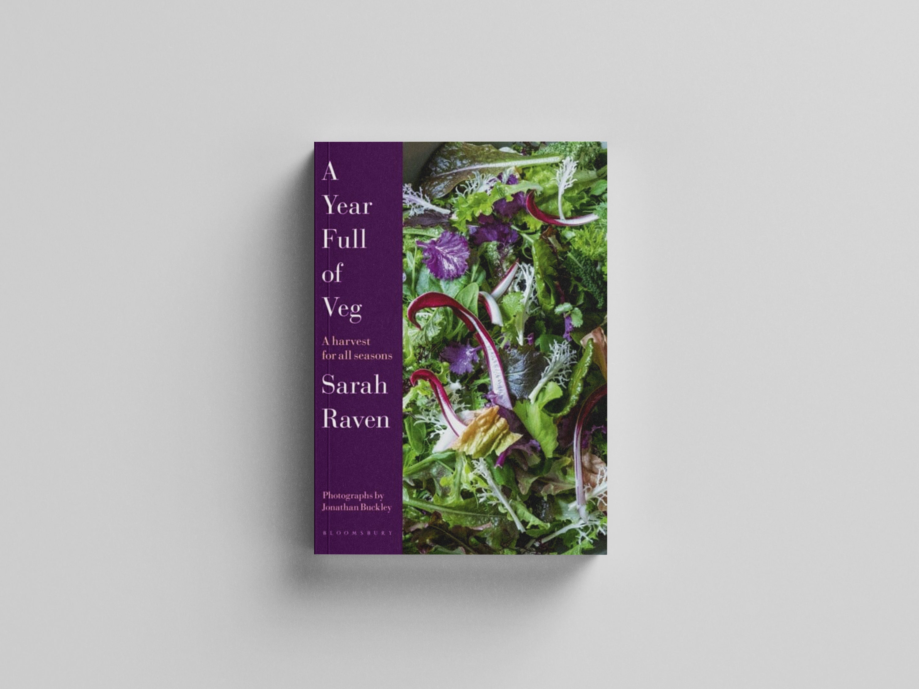 A Year Full of Veg by Sarah Raven; 9781526639349