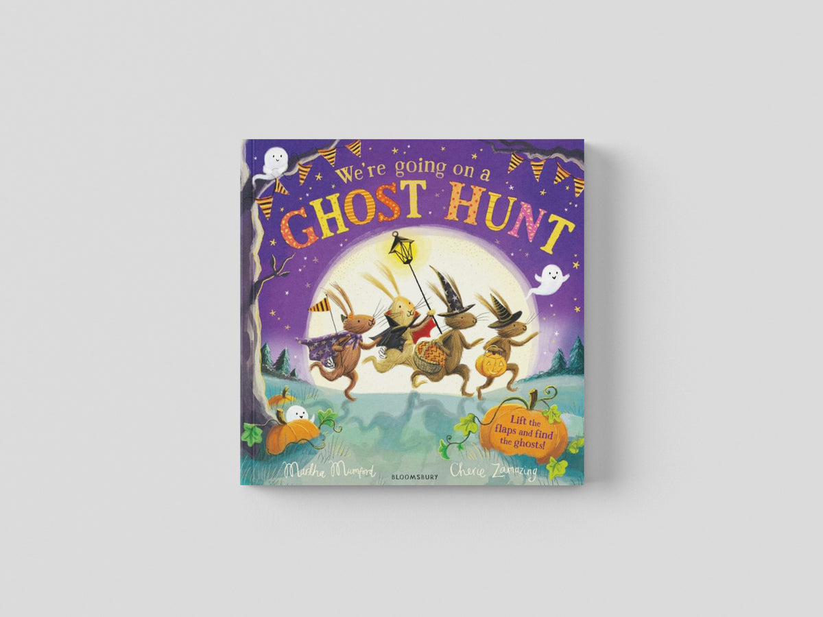We're Going on a Ghost Hunt by Martha Mumford; 9781526660404