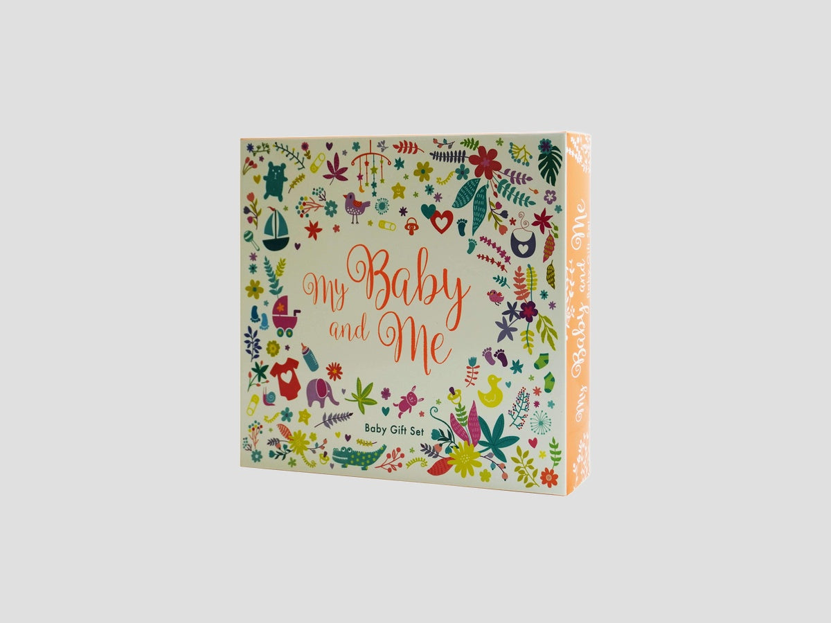 My Baby and Me Baby Recorder Collection with 16 Milestone Cards - Ages 0-5 by Little Tiger Press Group; 9781801041379