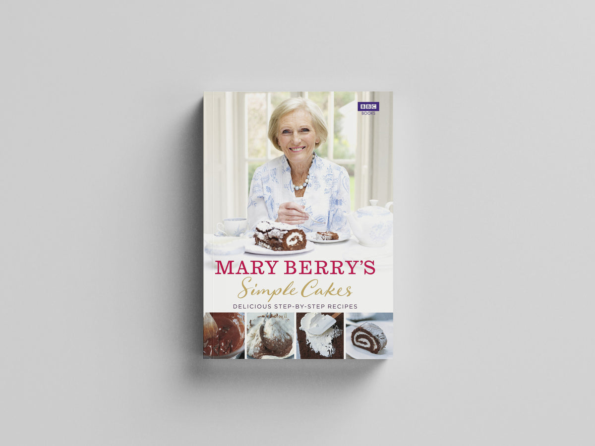 Simple Cakes by Mary Berry; 9781849906807