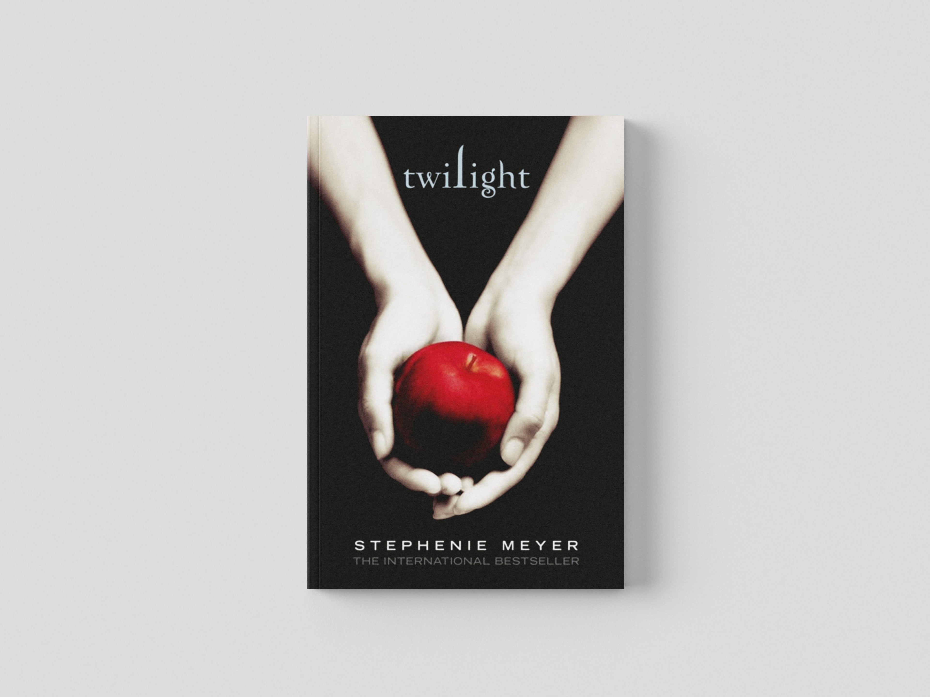 Twilight by Stephenie Meyer; 9781904233657