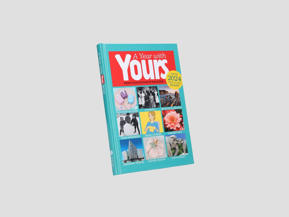 A Year With Yours - Yearbook 2024 - Non Fiction by Grange Communications Ltd; 9781915879332