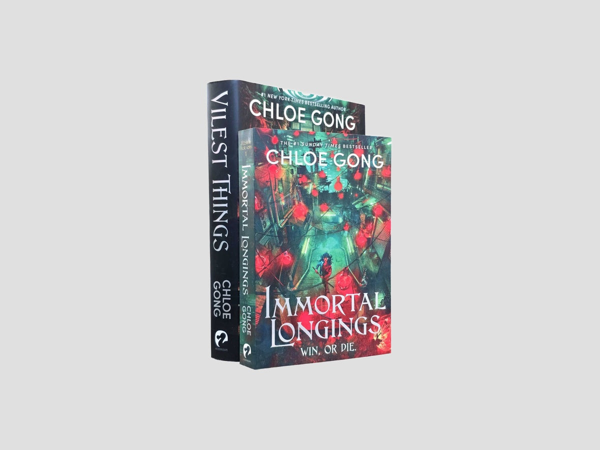 Flesh & False Gods Collection by Hachette; 9784407947625